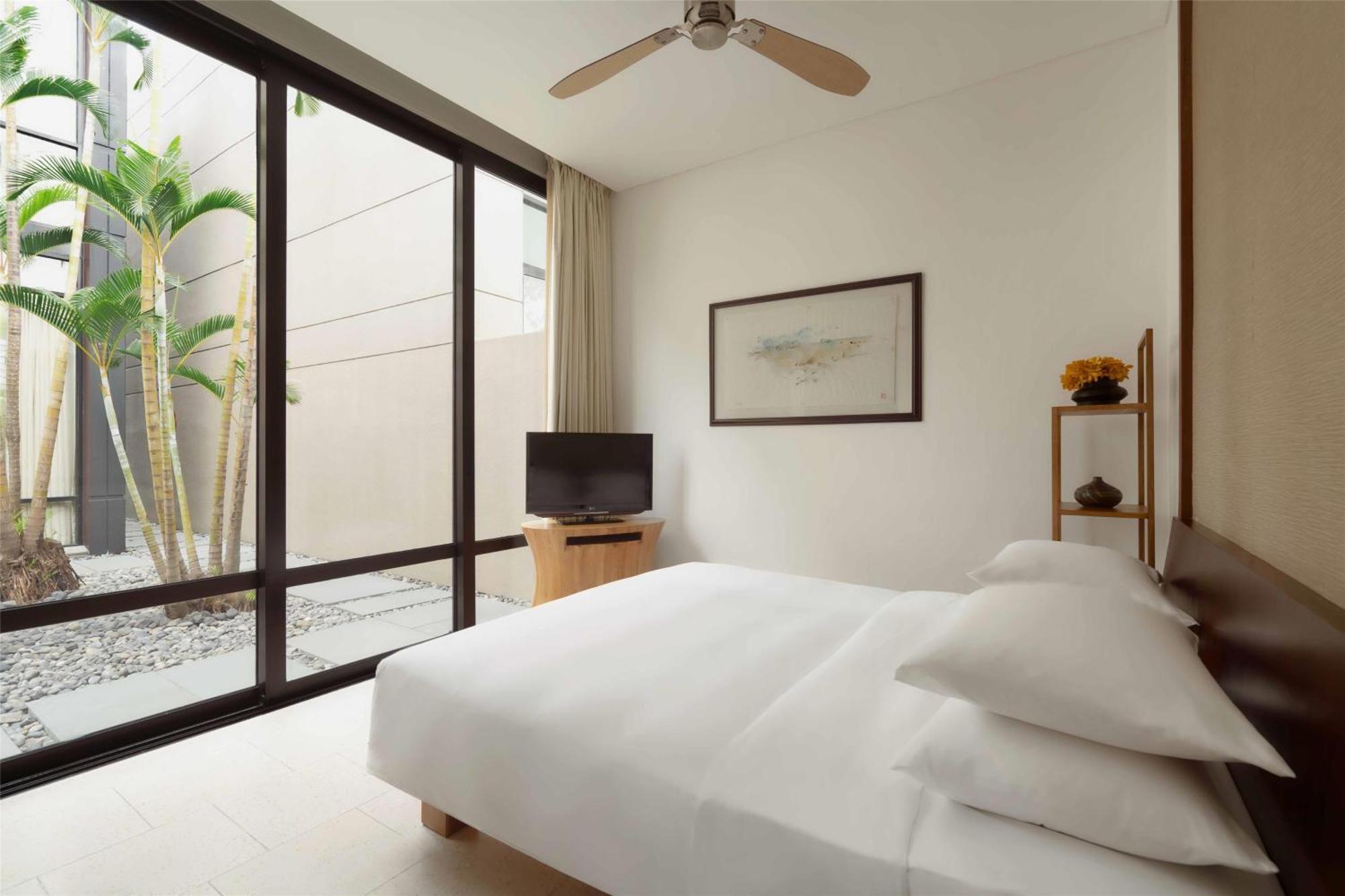 Hyatt Regency And Resort